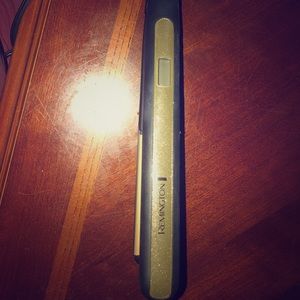 Remington Straightener